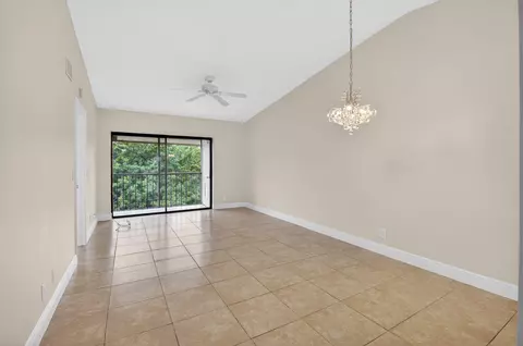 21943 Remsen Ter #207, Boca Raton, FL 33433
