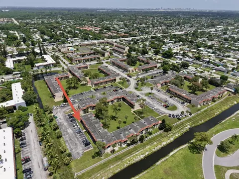 6120 Forest Hill Blvd #111, West Palm Beach, FL 33415