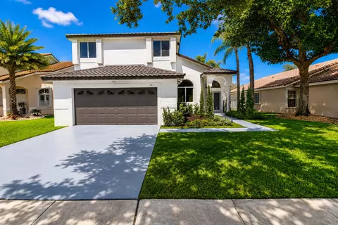 261 SW 178th Way, Pembroke Pines, FL 33029