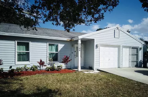 5266 Harwood Ln, Lake Worth, FL 33467
