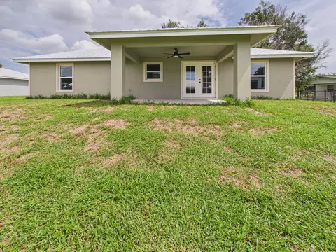 Exterior - 1007 SW 5th St, Okeechobee, FL 34974 photo 11 of 14