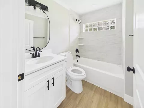 Bath - 1007 SW 5th St, Okeechobee, FL 34974 photo 1 of 8