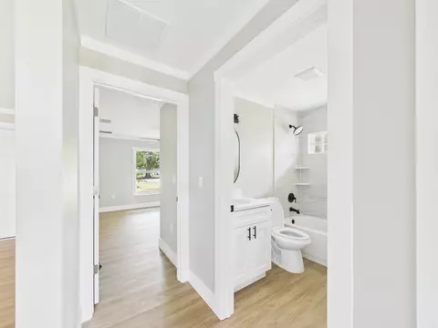 Entry Way - 1007 SW 5th St, Okeechobee, FL 34974 photo 4 of 9