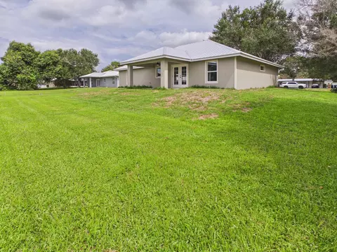 Exterior - 1007 SW 5th St, Okeechobee, FL 34974 photo 8 of 14