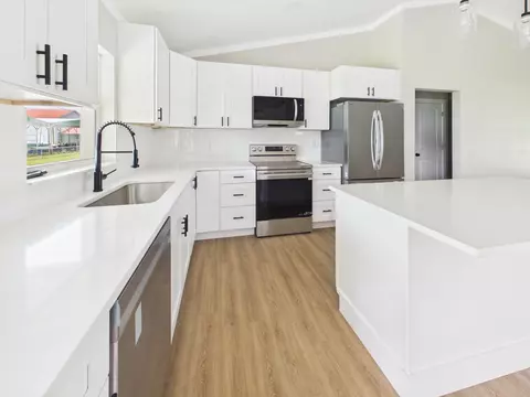 Kitchen - 1007 SW 5th St, Okeechobee, FL 34974 photo 4 of 5
