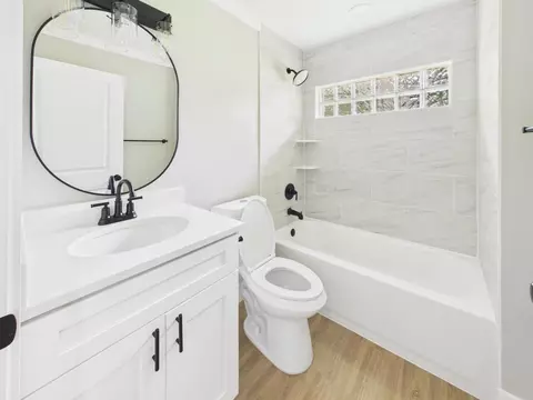 Bath - 1007 SW 5th St, Okeechobee, FL 34974 photo 3 of 8
