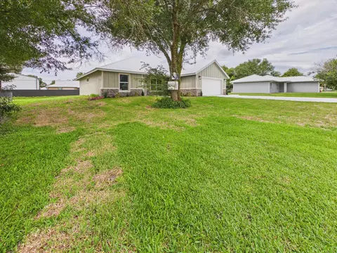 Exterior - 1007 SW 5th St, Okeechobee, FL 34974 photo 7 of 14