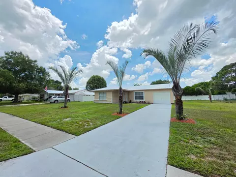 442 SW Belmont Cir, Port Saint Lucie, FL 34953