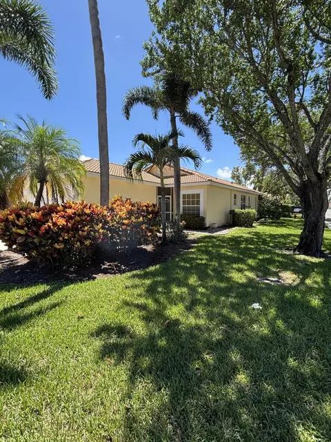 9527 Cherry Blossom Ct, Boynton Beach, FL 33437