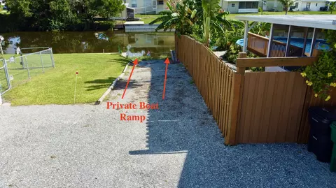 Exterior - 2108 SE 32nd St, Okeechobee, FL 34974 photo 2 of 5