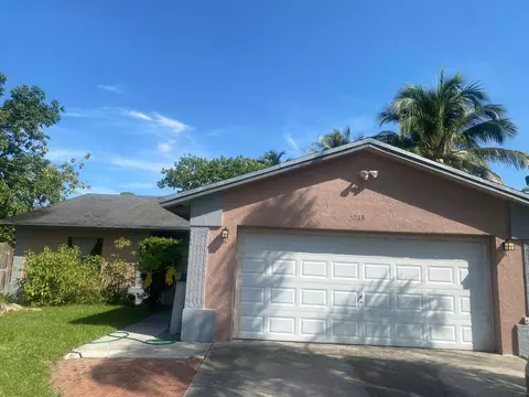 5248 Galina Cir, Lake Worth, FL 33463