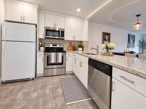 7915 Camino Real #N416, Miami, FL 33143