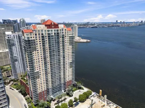 1155 Brickell Bay Dr #2802, Miami, FL 33131