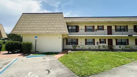 4477 Oak Terrace Dr, Greenacres, FL 33463