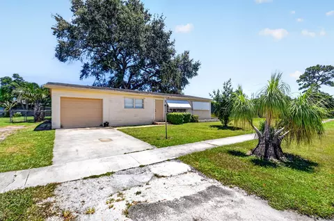 1572 Woodland Ave, West Palm Beach, FL 33415