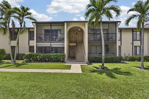 820 Sky Pine Way #H2, Greenacres, FL 33415