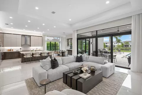 Living - 9794 Chianti Classico Ter, Boca Raton, FL 33496 photo 3 of 5