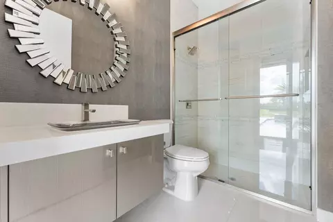 Bath - 9794 Chianti Classico Ter, Boca Raton, FL 33496 photo 5 of 5