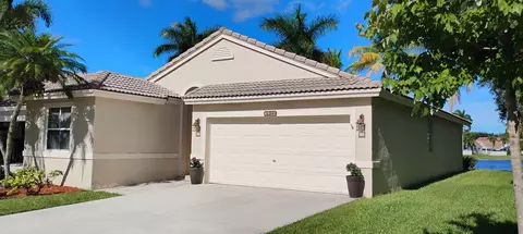 4912 NW 55th Blvd, Coconut Creek, FL 33073