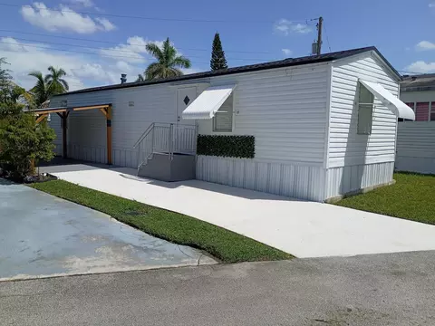 8517 SW 17th Ct, Davie, FL 33324
