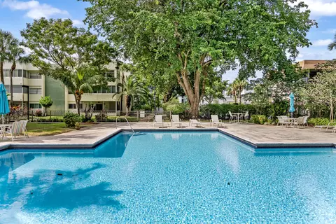5155 E Sabal Palm Blvd #209, Tamarac, FL 33319