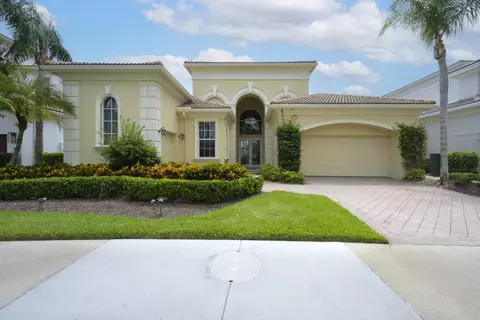 118 Monte Carlo Dr, Palm Beach Gardens, FL 33418
