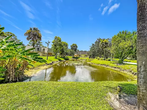 View/Area - 3192 SE Brook St, Stuart, FL 34997 photo 3 of 9
