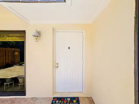 Exterior - 3192 SE Brook St, Stuart, FL 34997 photo 7 of 10