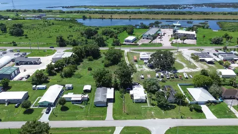 2208 SE 38th Trl, Okeechobee, FL 34974 photo 36