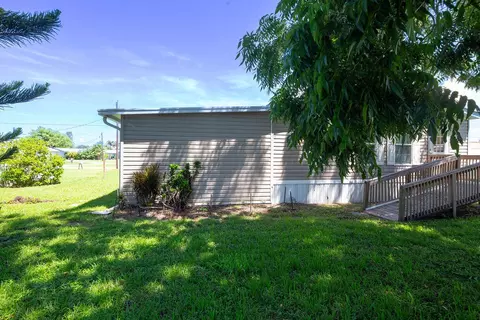 2208 SE 38th Trl, Okeechobee, FL 34974 photo 31
