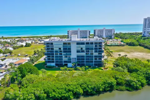 5059 N Highway A1a #206, Hutchinson Island, FL 34949