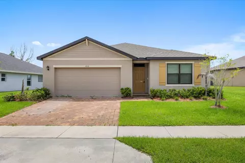 435 Seafoam Cir, Fort Pierce, FL 34945