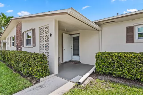 2528 Emory Dr E #E, West Palm Beach, FL 33415