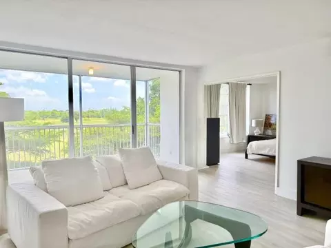 3080 N Course Dr #407, Pompano Beach, FL 33069