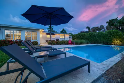 4795 NE 18th Ave, Oakland Park, FL 33334