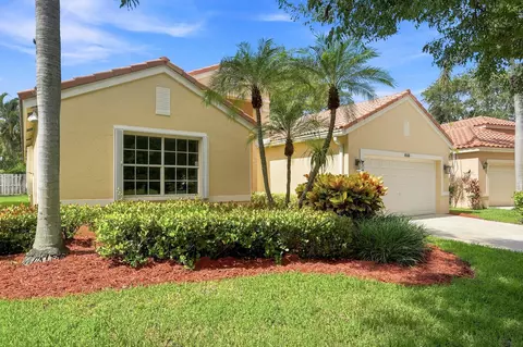 143 Cameron Ct, Weston, FL 33326