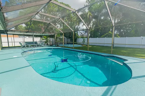 1967 SW Burlington St, Port Saint Lucie, FL 34984
