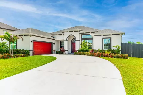 1717 SW Catalonia St, Port Saint Lucie, FL 34987
