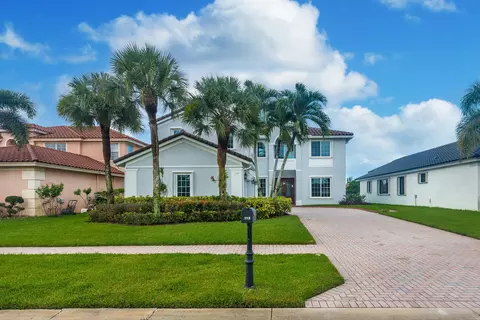 112 Isola Cir, Royal Palm Beach, FL 33411