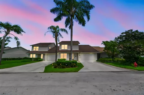 11901 Donlin Dr, Wellington, FL 33414