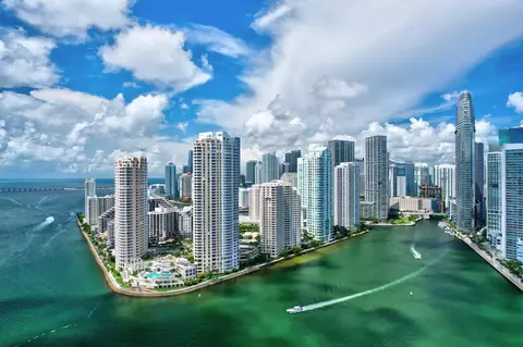 701 Brickell Key Blvd #1604, Miami, FL 33131