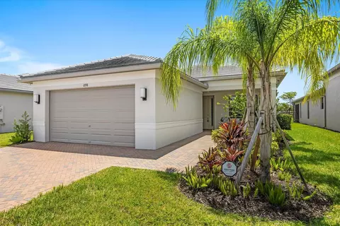 11558 SW Oceanfront Ct, Port Saint Lucie, FL 34987