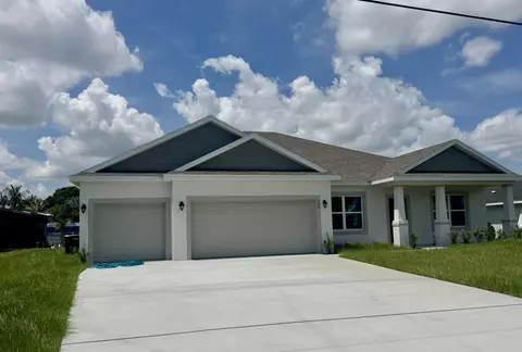 798 SE Seahouse Dr, Port Saint Lucie, FL 34983