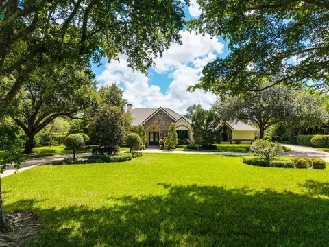 5591 W Leitner Dr, Coral Springs, FL 33067