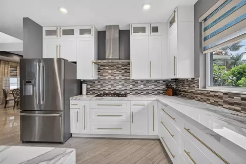 Kitchen - 1258 SE Brewster Pl, Stuart, FL 34997 photo 3 of 6