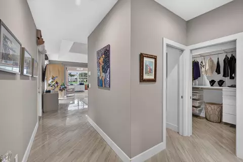 Entry Way - 1258 SE Brewster Pl, Stuart, FL 34997 photo 4 of 5