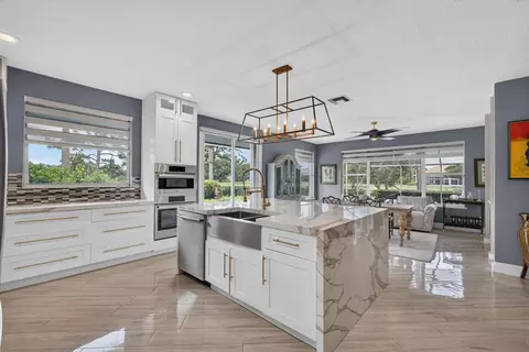 Kitchen - 1258 SE Brewster Pl, Stuart, FL 34997 photo 2 of 6