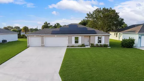 619 SW Hamberland Ave, Port Saint Lucie, FL 34953