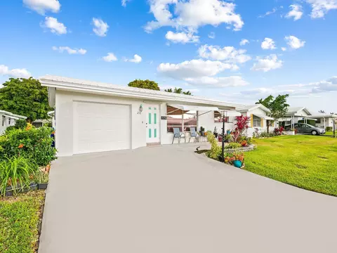210 NW 25th Ct, Pompano Beach, FL 33064