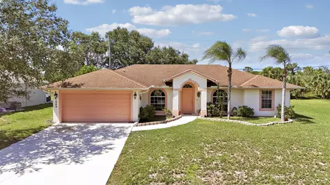1049 SW Janette Ave, Port Saint Lucie, FL 34953